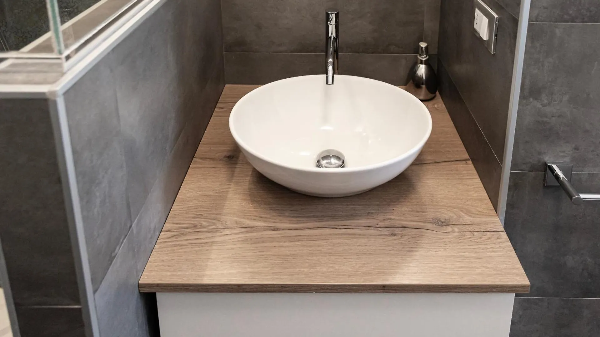 Apartment Ferienwohnung Elegante Bilocale In De Angeli - Piazzale Siena Mailand